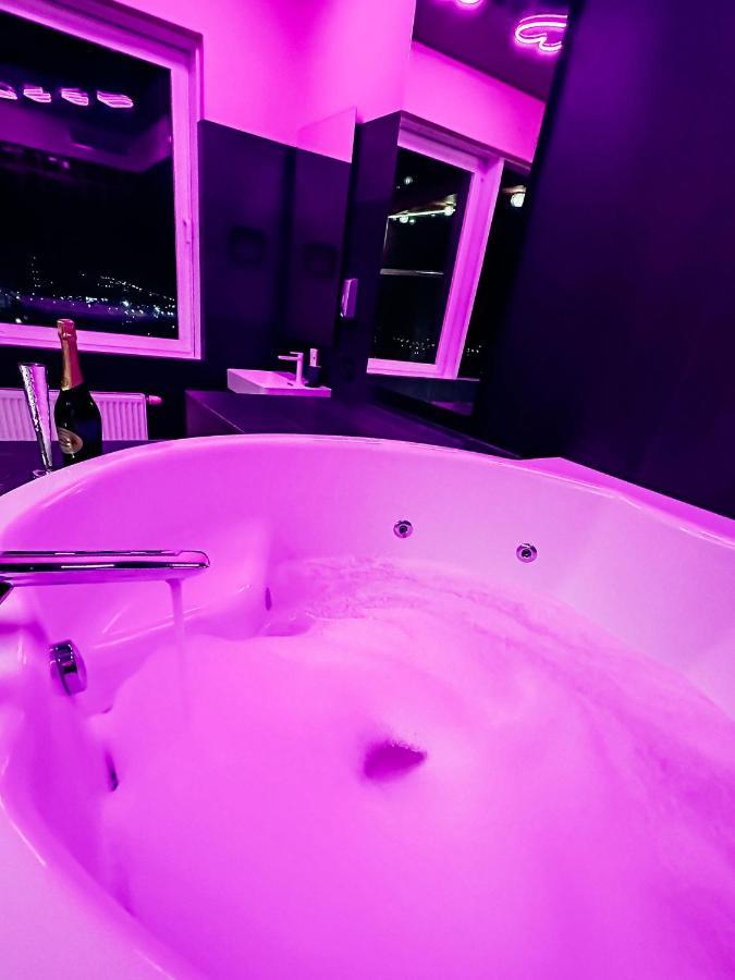 Apartmán sky DEEP jacuzzi 30 FLOOR Klaipėda Exteriér fotografie